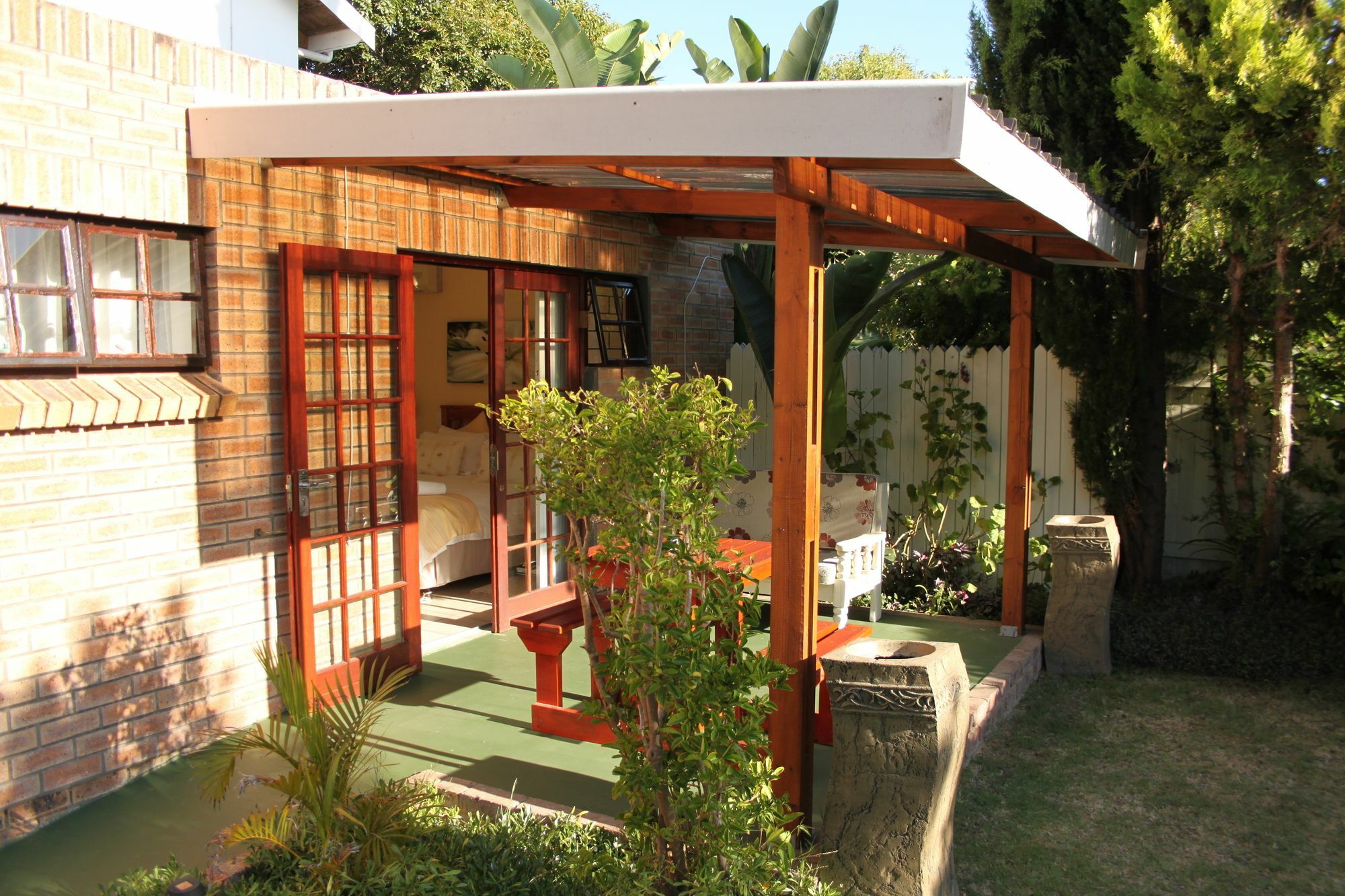 Pelican 4*